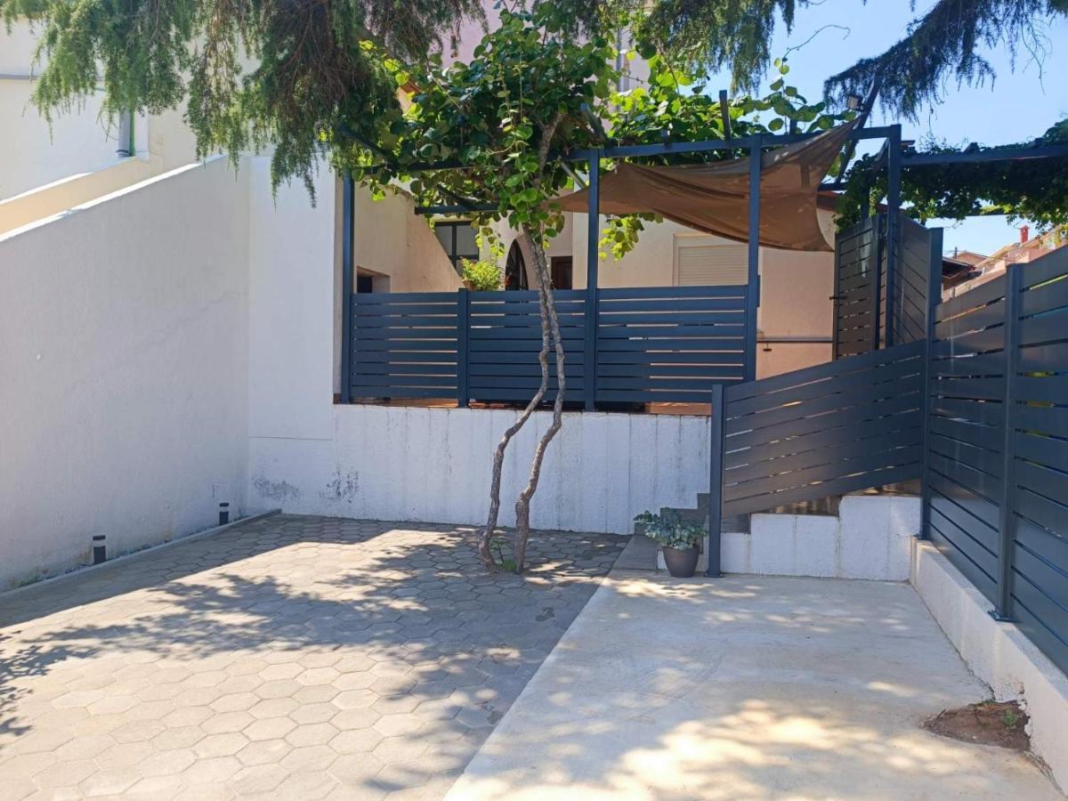 Apartment Danijela I بولا المظهر الخارجي الصورة